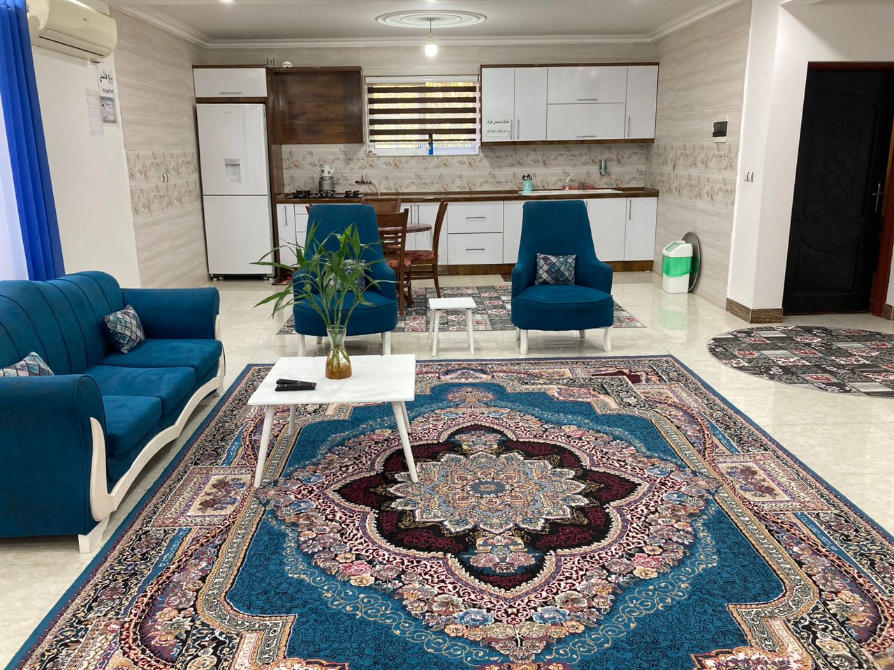 ویلای جنگلی لب رودخونه گیسوم