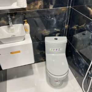 کلبه استخر و جکوزی دار لب دریاچه گیسوم