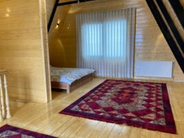کلبه مدرن استخردار در گیسوم - گتگسر