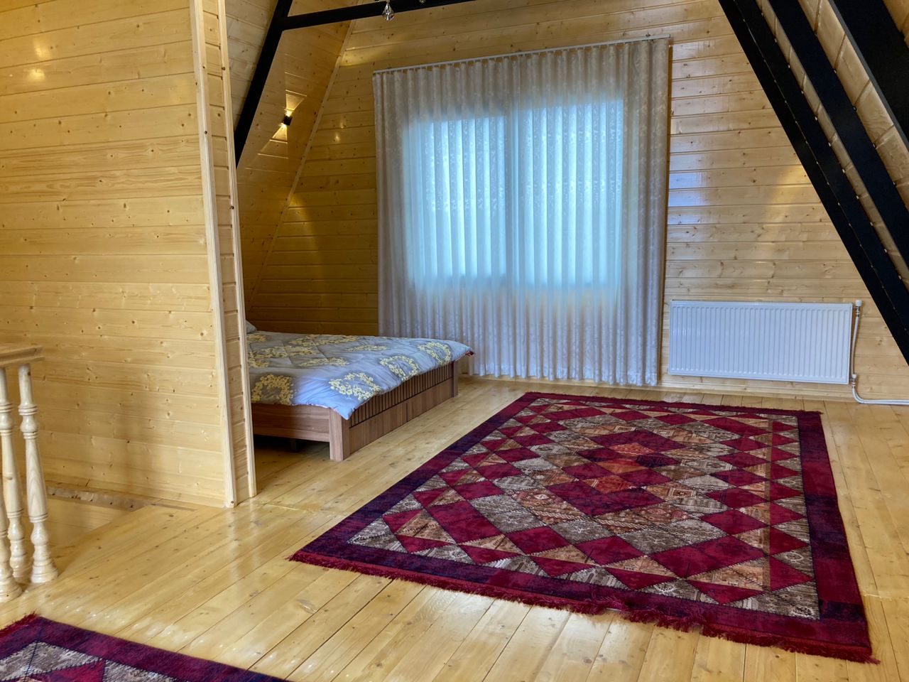 کلبه مدرن استخردار در گیسوم - گتگسر