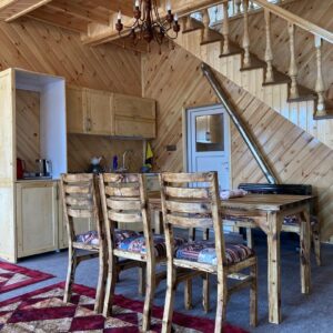 کلبه استخر و جکوزی دار لب دریاچه گیسوم