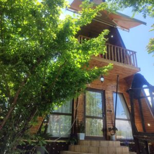 کلبه سوئیسی لب رودخونه گتگسر