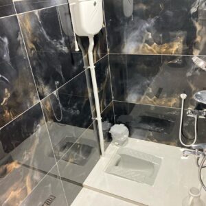 کلبه استخر و جکوزی دار لب دریاچه گیسوم