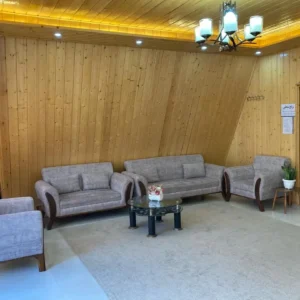 کلبه جنگلی لب رودخونه با آتشدان