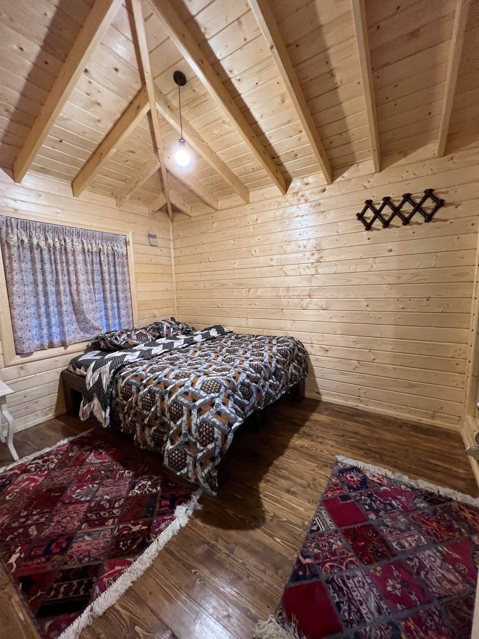 کلبه جنگلی چشمه با جکوزی_طبقه ۲