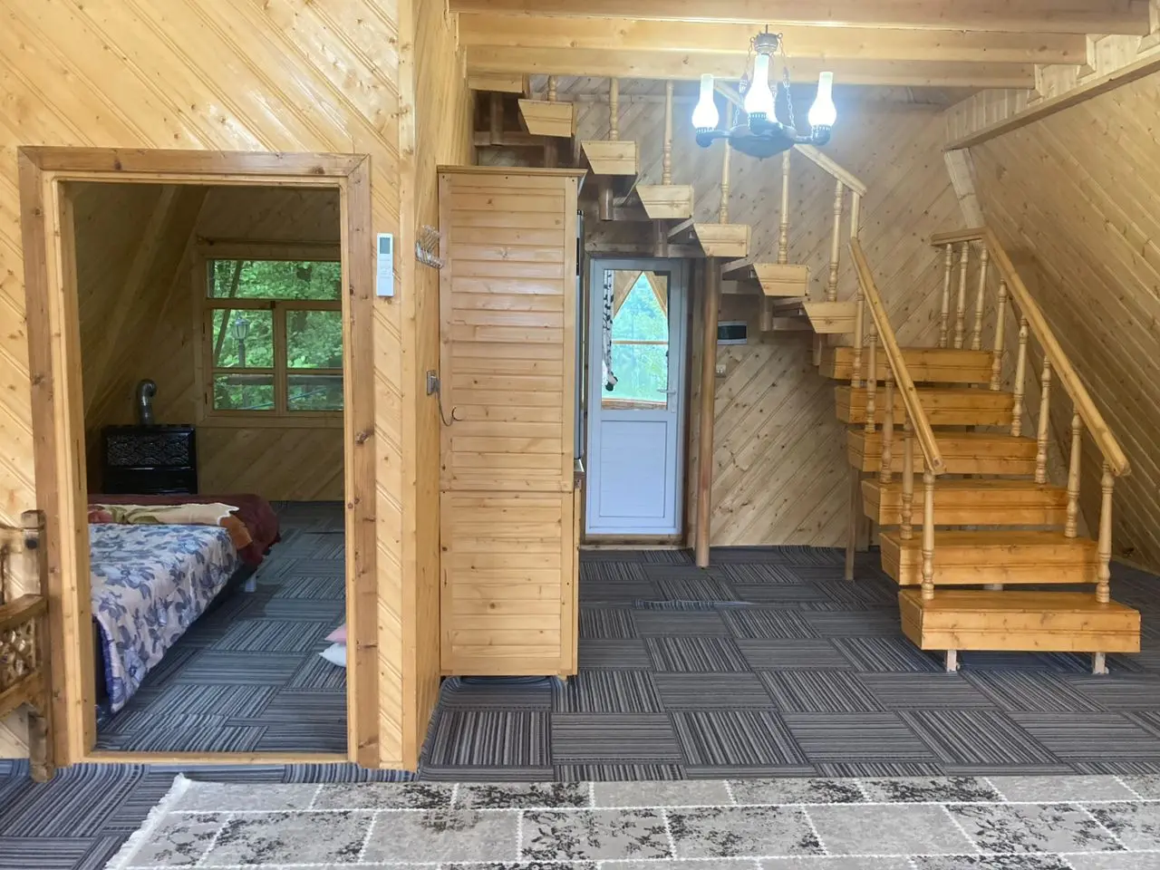 کلبه دوخواب لب دریاچه گیسوم