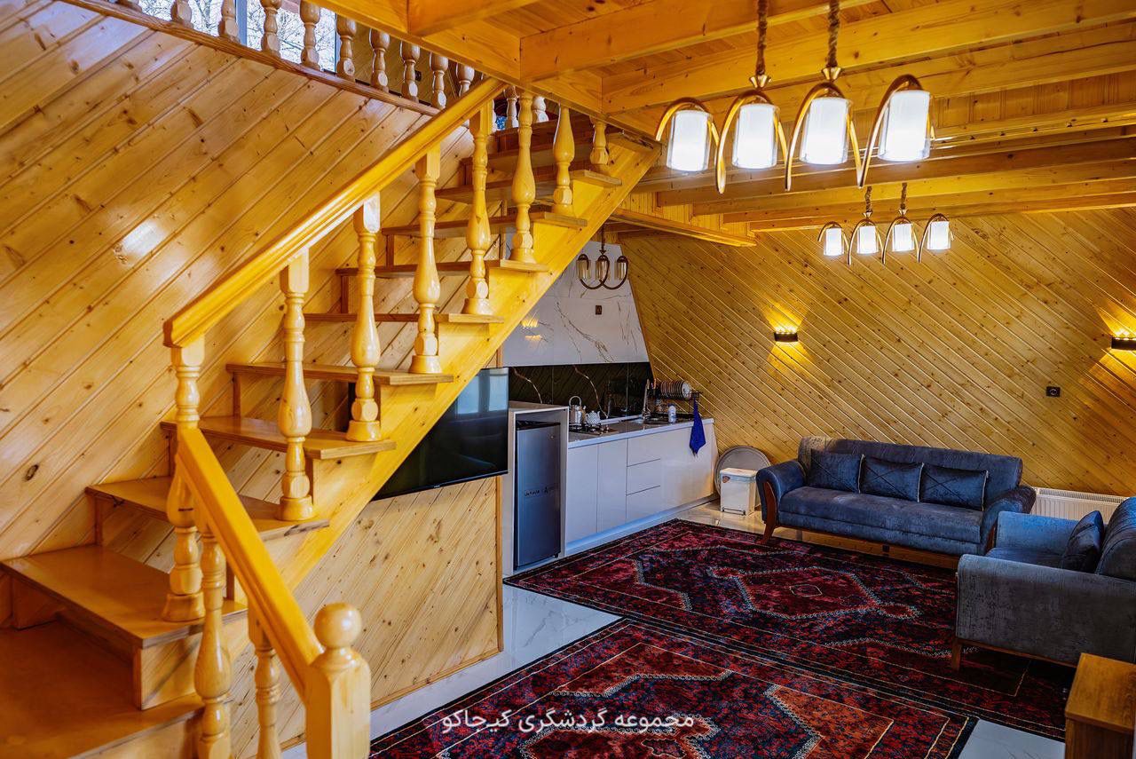 کلبه VIP دوخواب لب دریاچه گیسوم