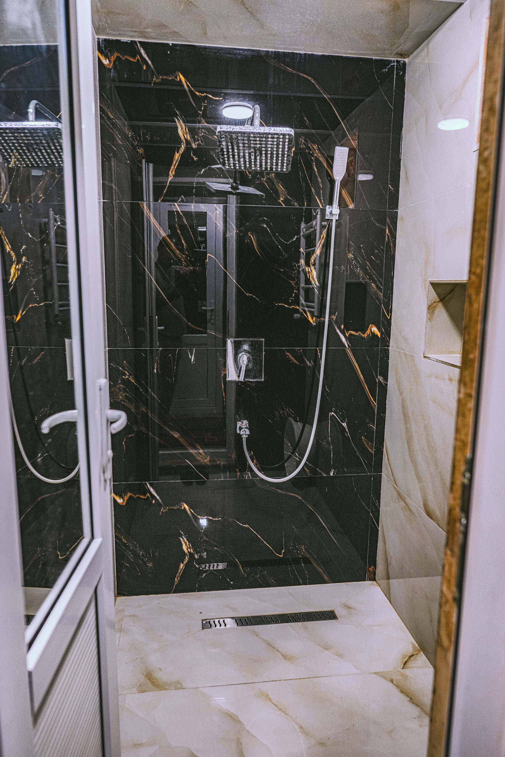 کلبه تکخواب vip لب دریاچه گیسوم