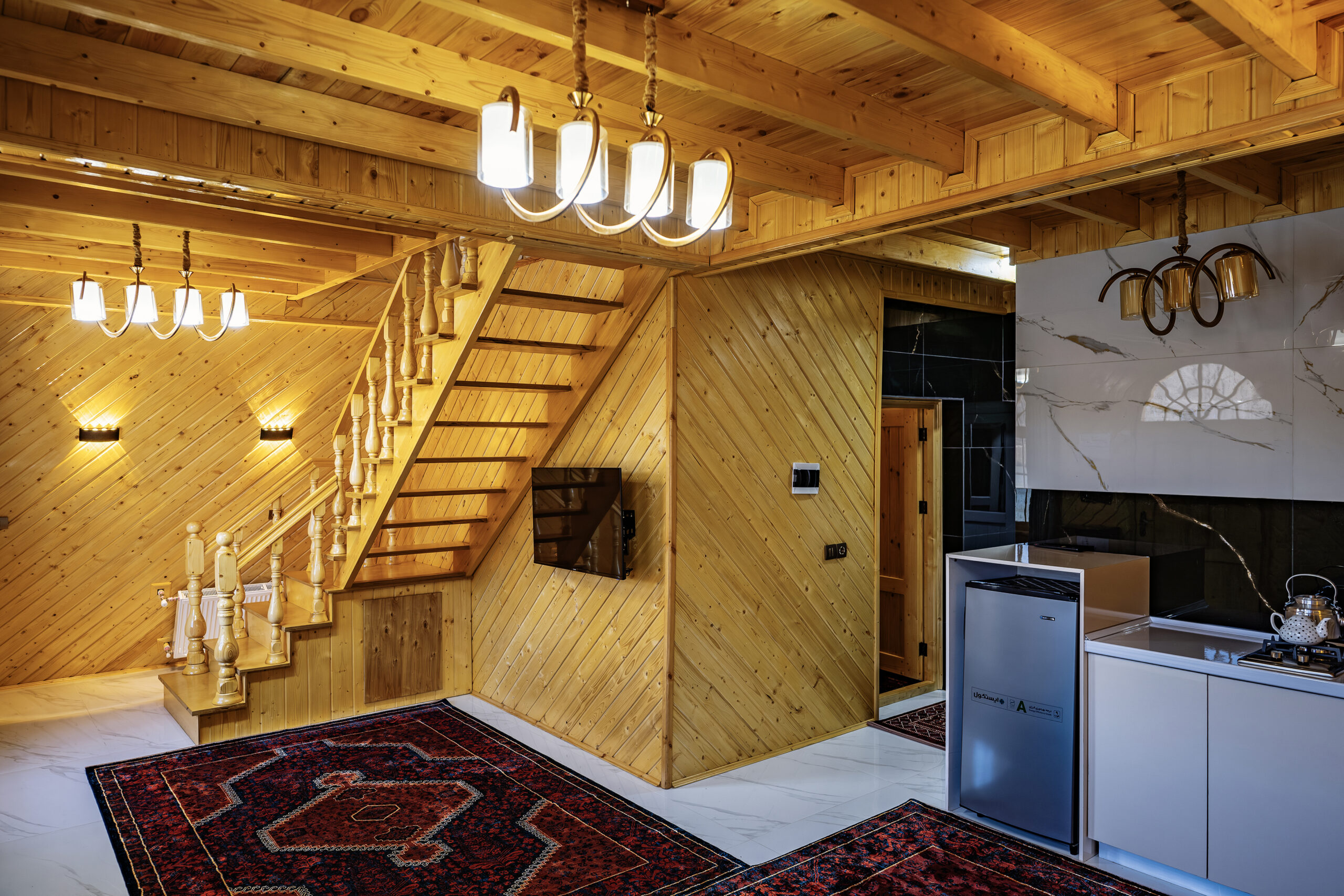 کلبه دوخواب vip لب دریاچه گیسوم