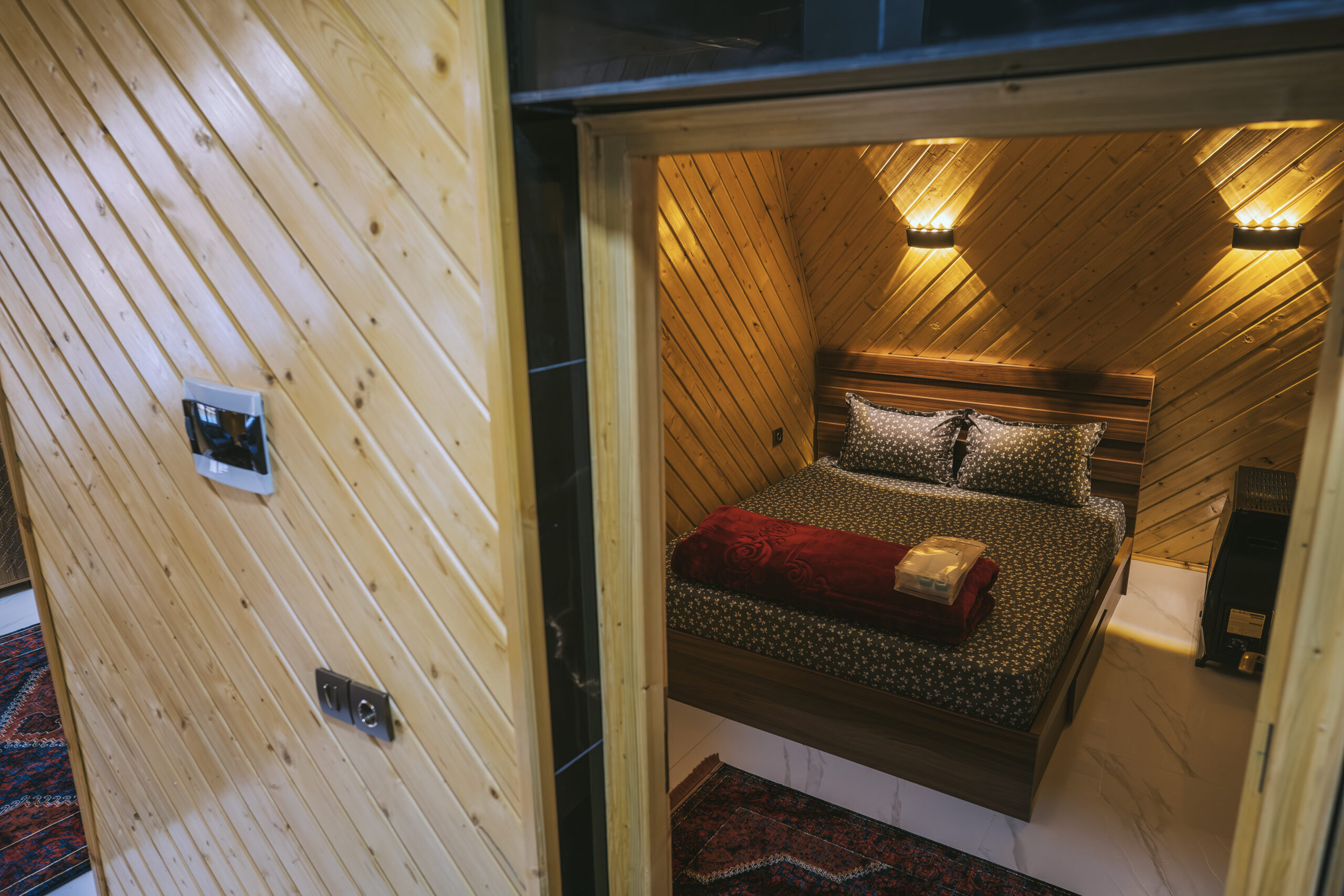 کلبه دوخواب vip لب دریاچه گیسوم