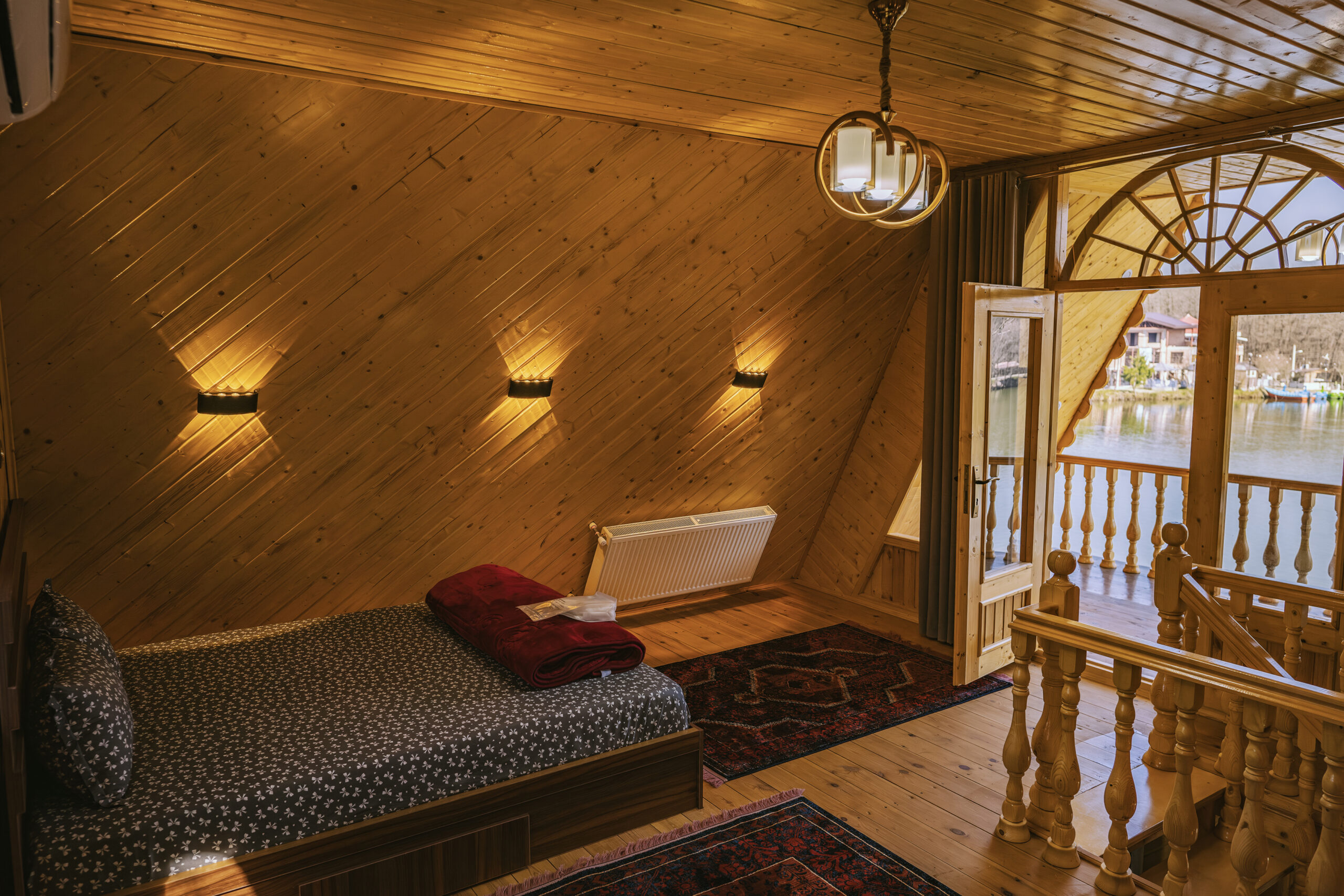 کلبه دوخواب vip لب دریاچه گیسوم