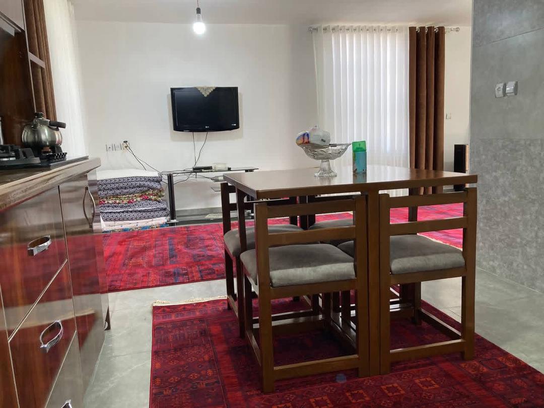 ویلا ییلاقی با منظره کوه و جنگل