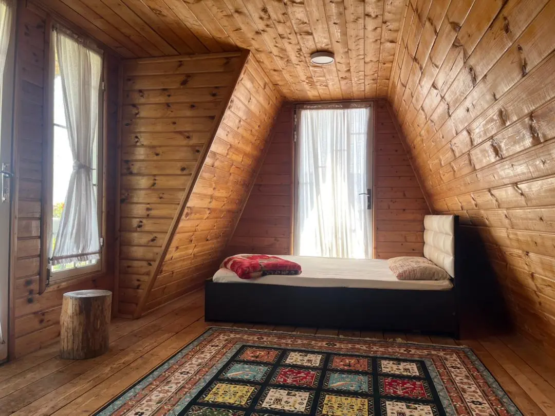 کلبه کلون 1 با دوچرخه برای ساحل‌گردی