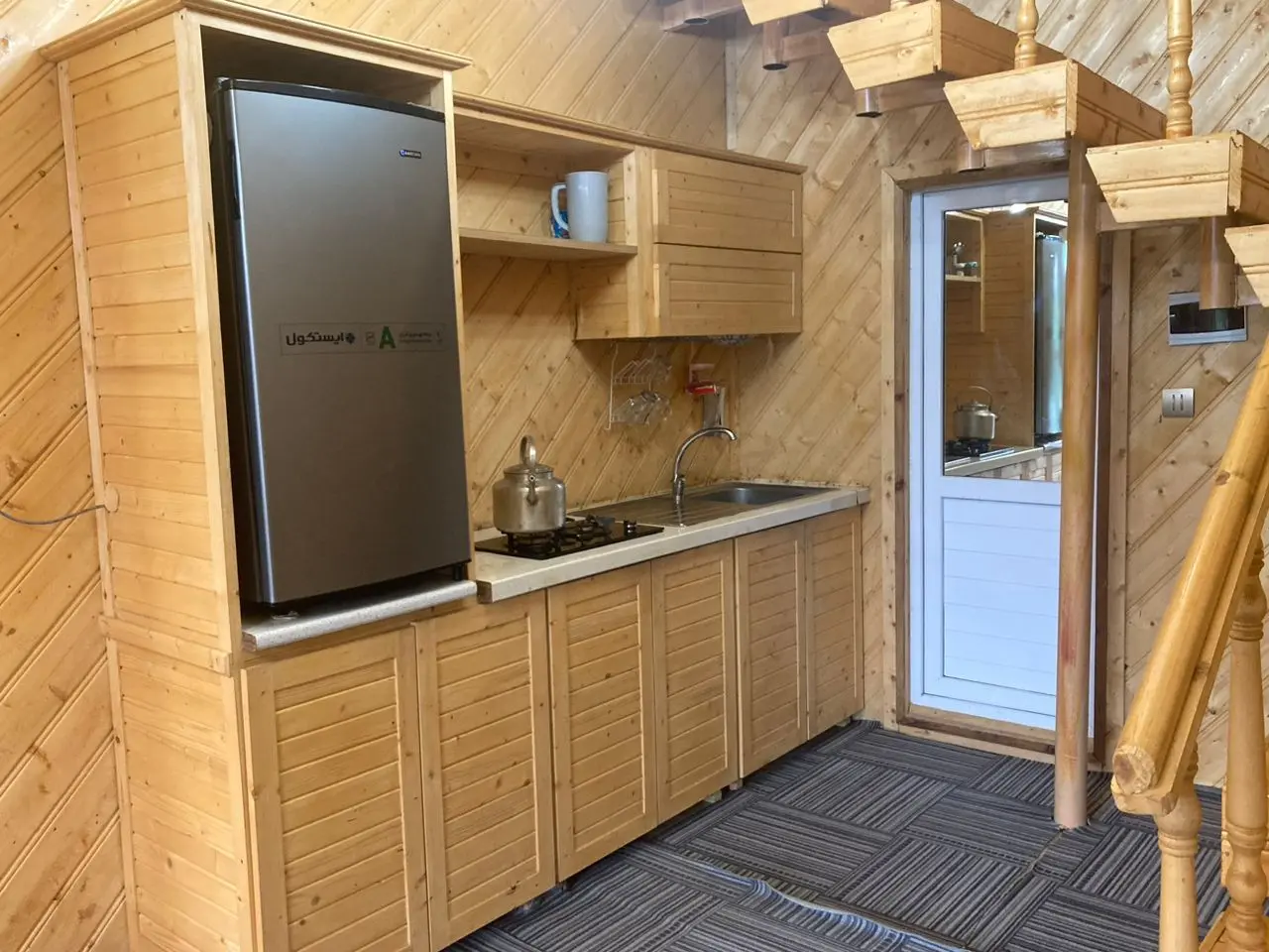 کلبه دوخواب لب دریاچه گیسوم