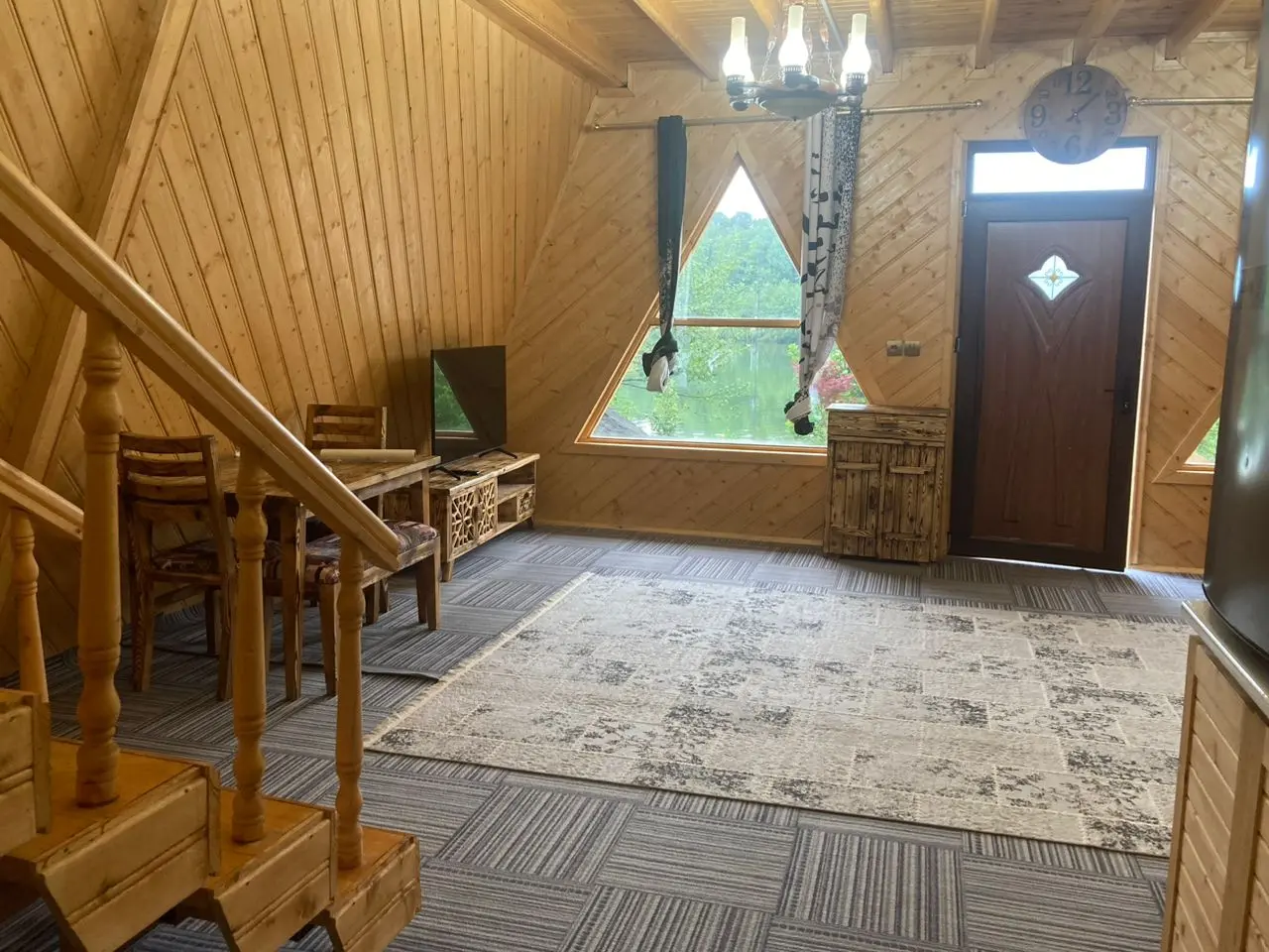 کلبه دوخواب لب دریاچه گیسوم