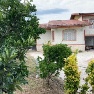 ویلا چهارخواب استخر و جکوزی دار