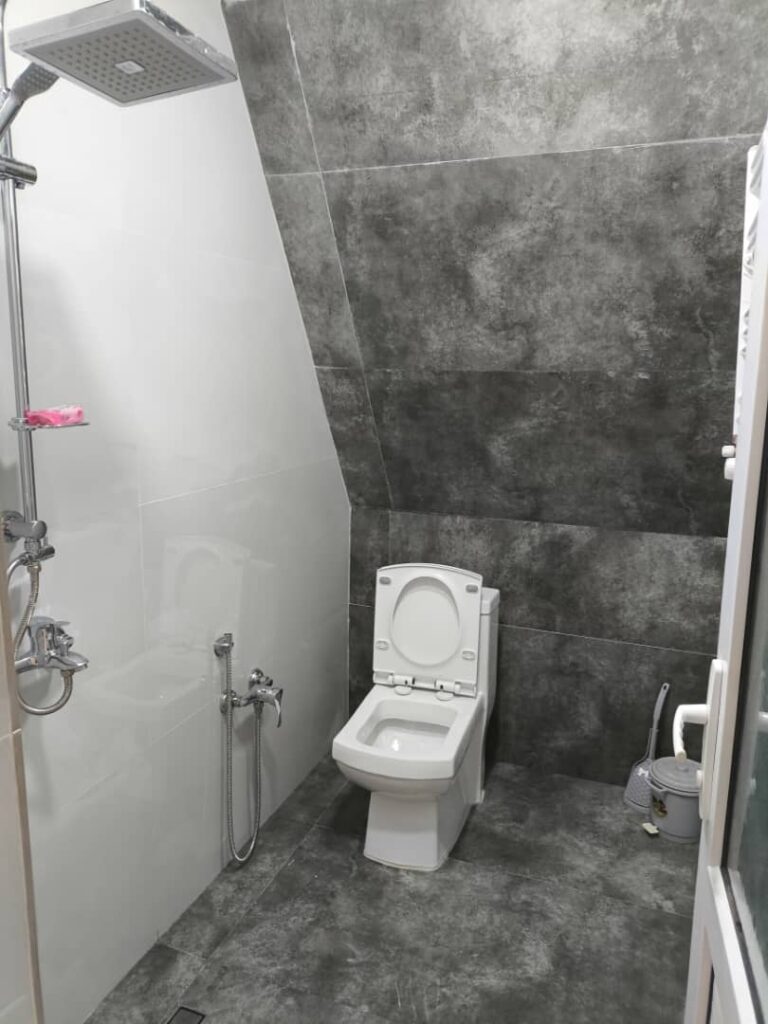 کلبه سوئیسی استخردار گیسوم - گتگسر