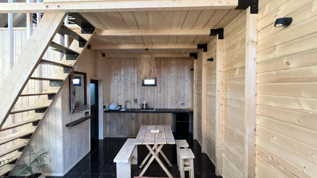 کلبه سوئیسی لوکس جکوزی دار