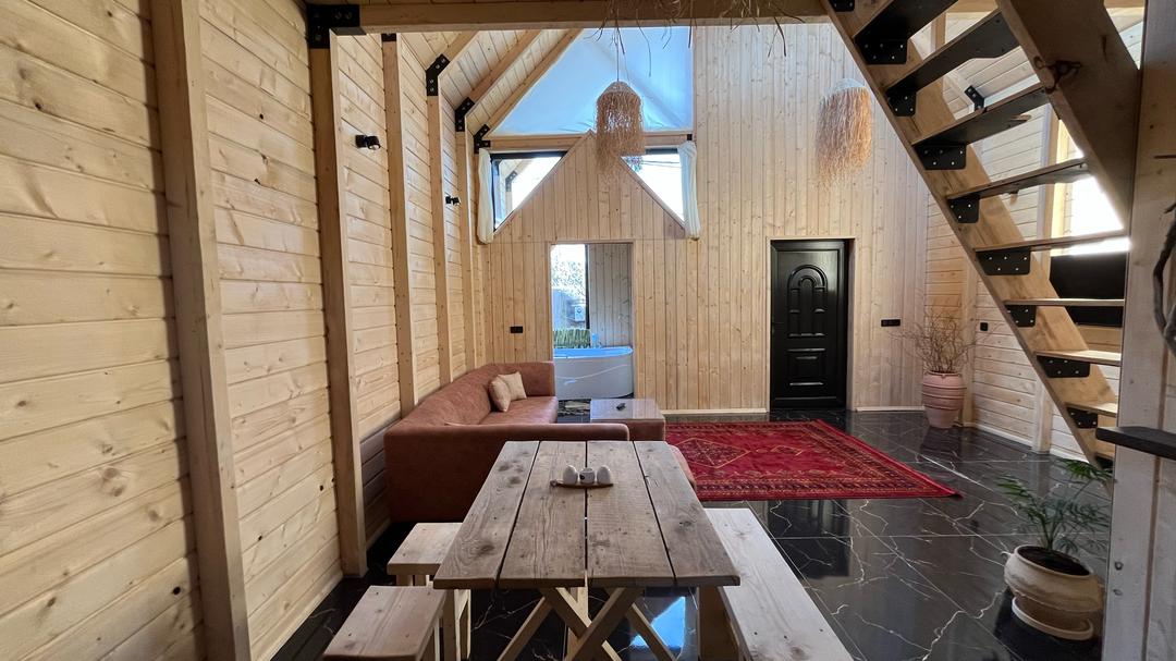 کلبه سوئیسی لوکس جکوزی دار