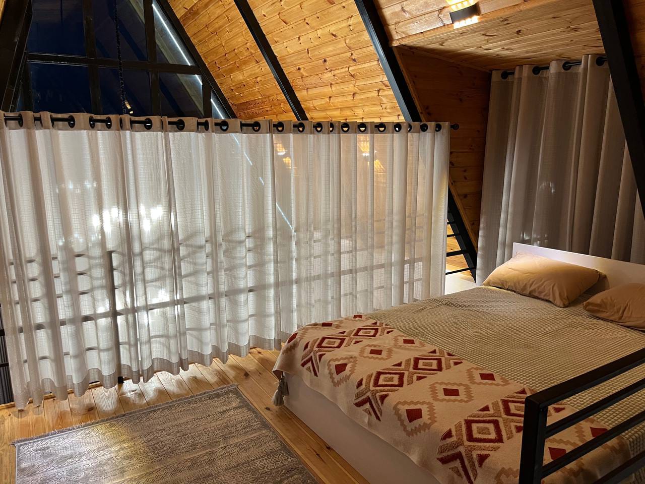 کلبه مدرن والیوه