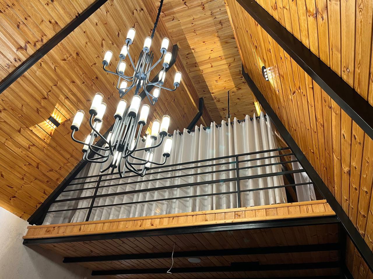 کلبه مدرن والیوه