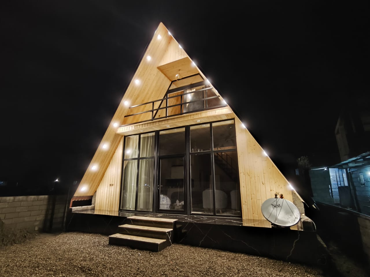 کلبه سوئیسی استخردار گیسوم