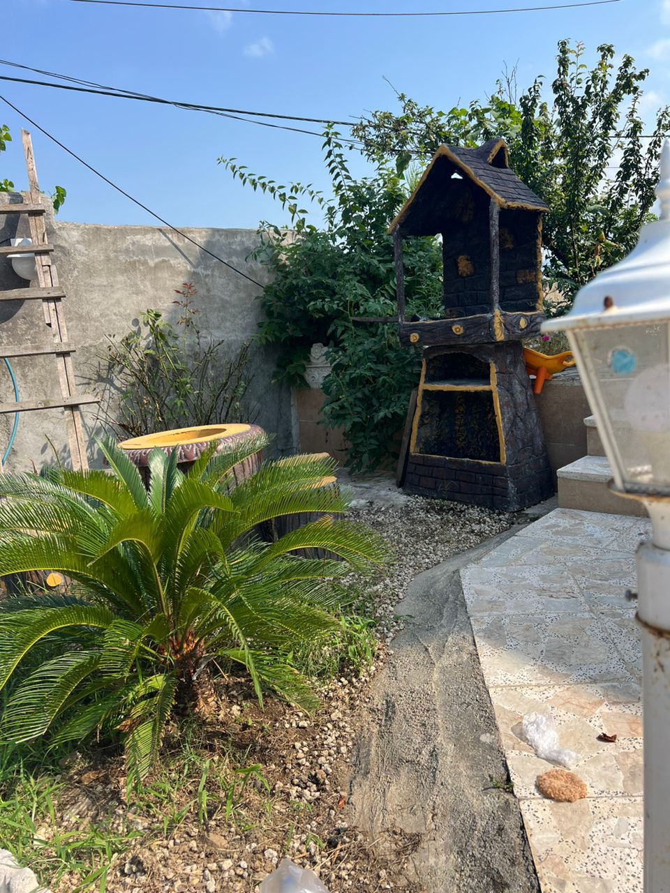 کلبه سوئیسی روستایی در اطراف گیسوم