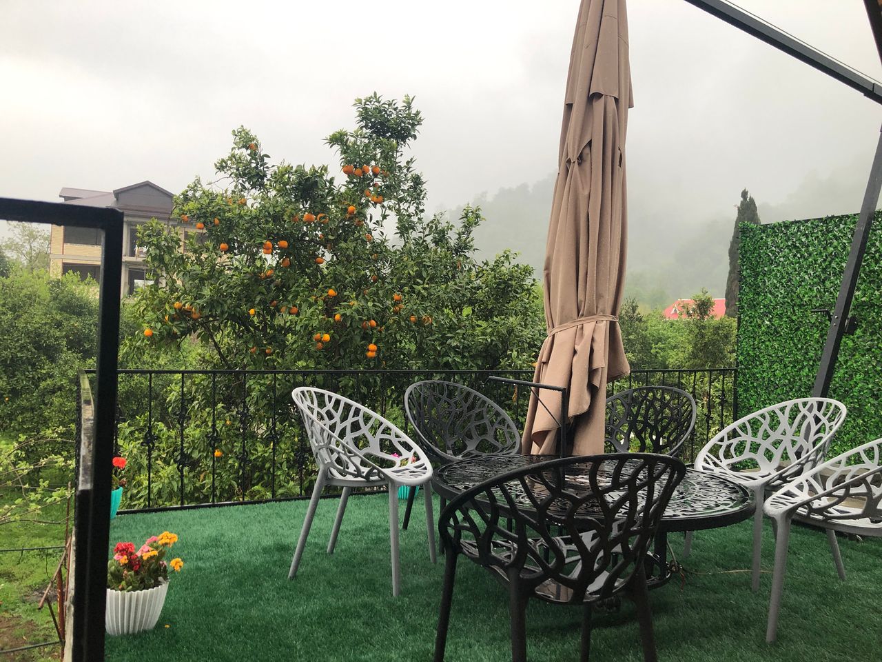 کلبه دوخواب با روف گاردن خوش منظره