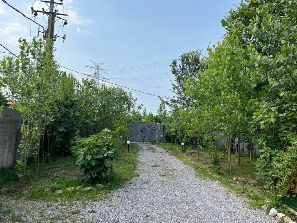 کلبه مثلثی تکخواب در رضوانشهر