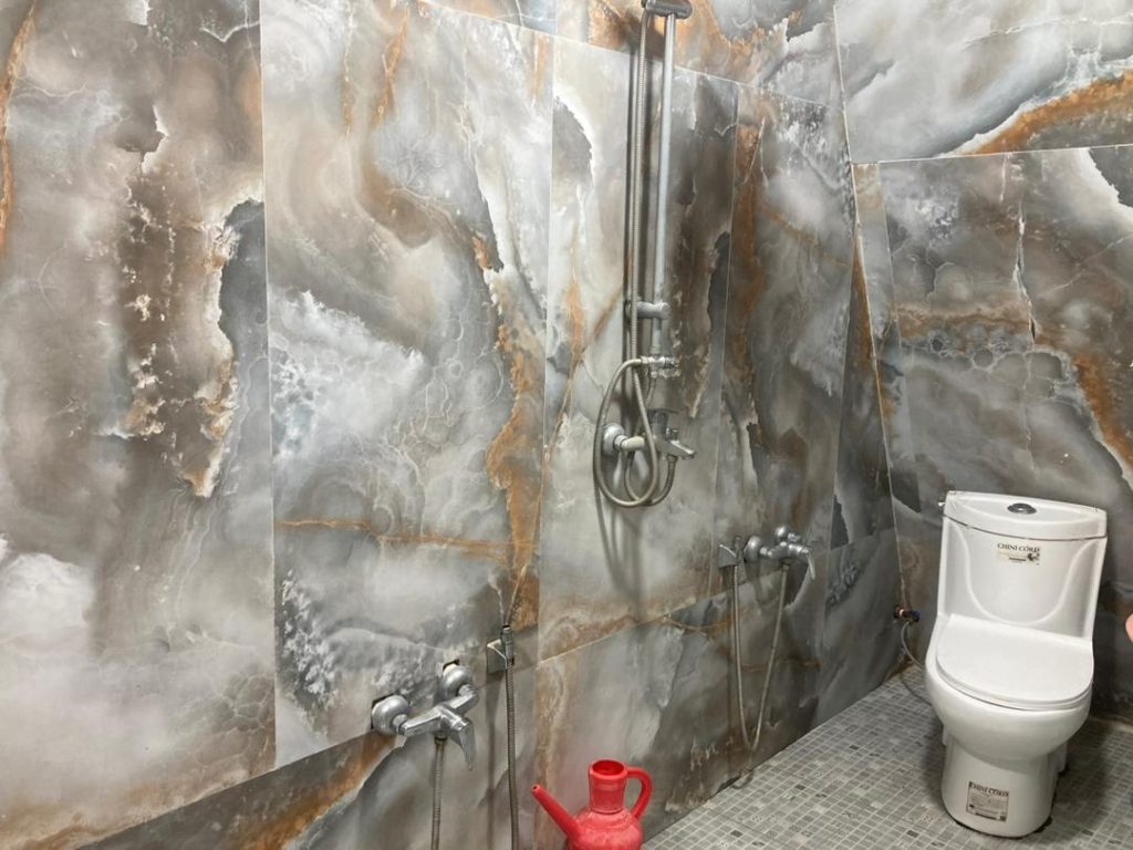 کلبه جنگلی دوخواب لب دریاچه گیسوم